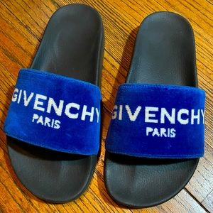 GIVENCHY LOGO VELVET SLIDES
